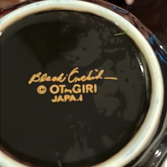 Flower Black Coffee Mug - Picture 5 of 7